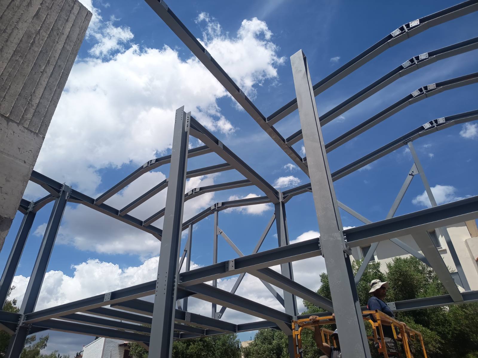 Construction of a metal residence in Vrilissia